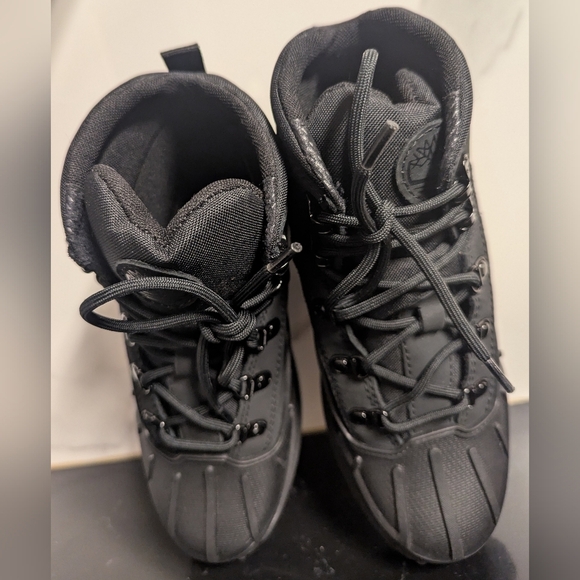 Timberland Junior Converge Waterproof Hiking Boots Size 2 New MSRP $115 - Picture 5 of 11